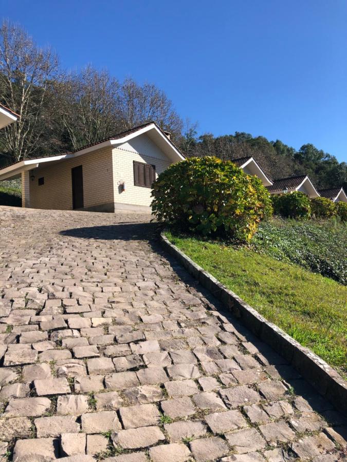 Pousada Parque Das Pitangueiras Flores da Cunha Exterior photo